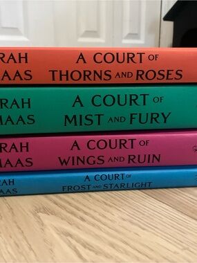 ACOTAR, ACOMAF, ACOWAR, ACOFAS Hardcover Set - Bright Multi-Color Book Spines